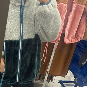 Size.S it is so fashion comfortable and it good for date 🥰